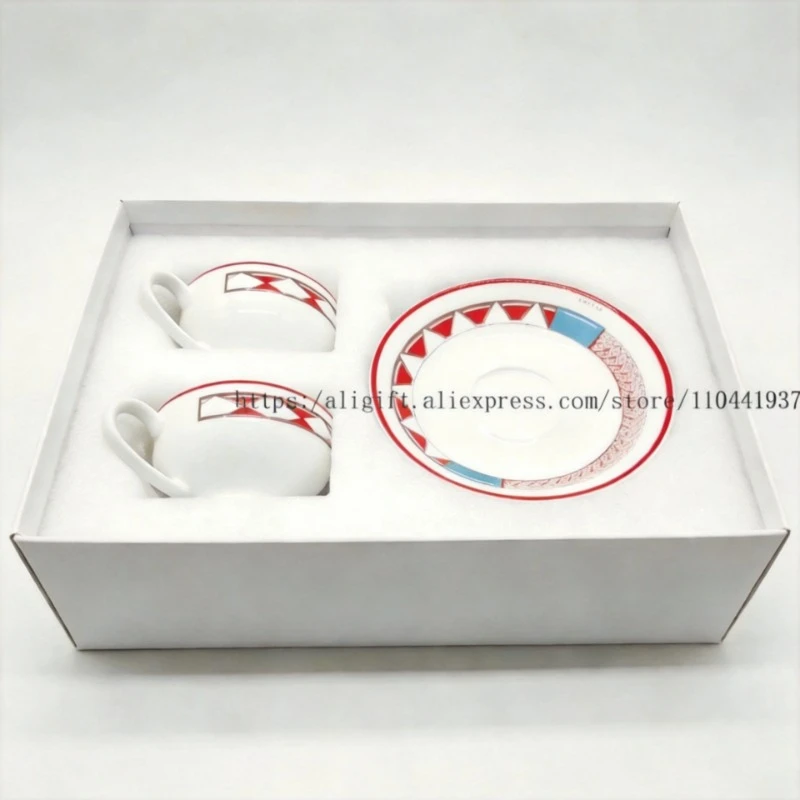 Coffee Tea And Sugar Set - Service à café en porcelaine fine